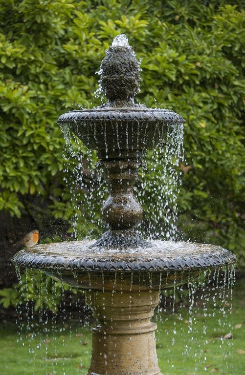 Hilbury Court Hotel Trowbridge Bagian luar foto