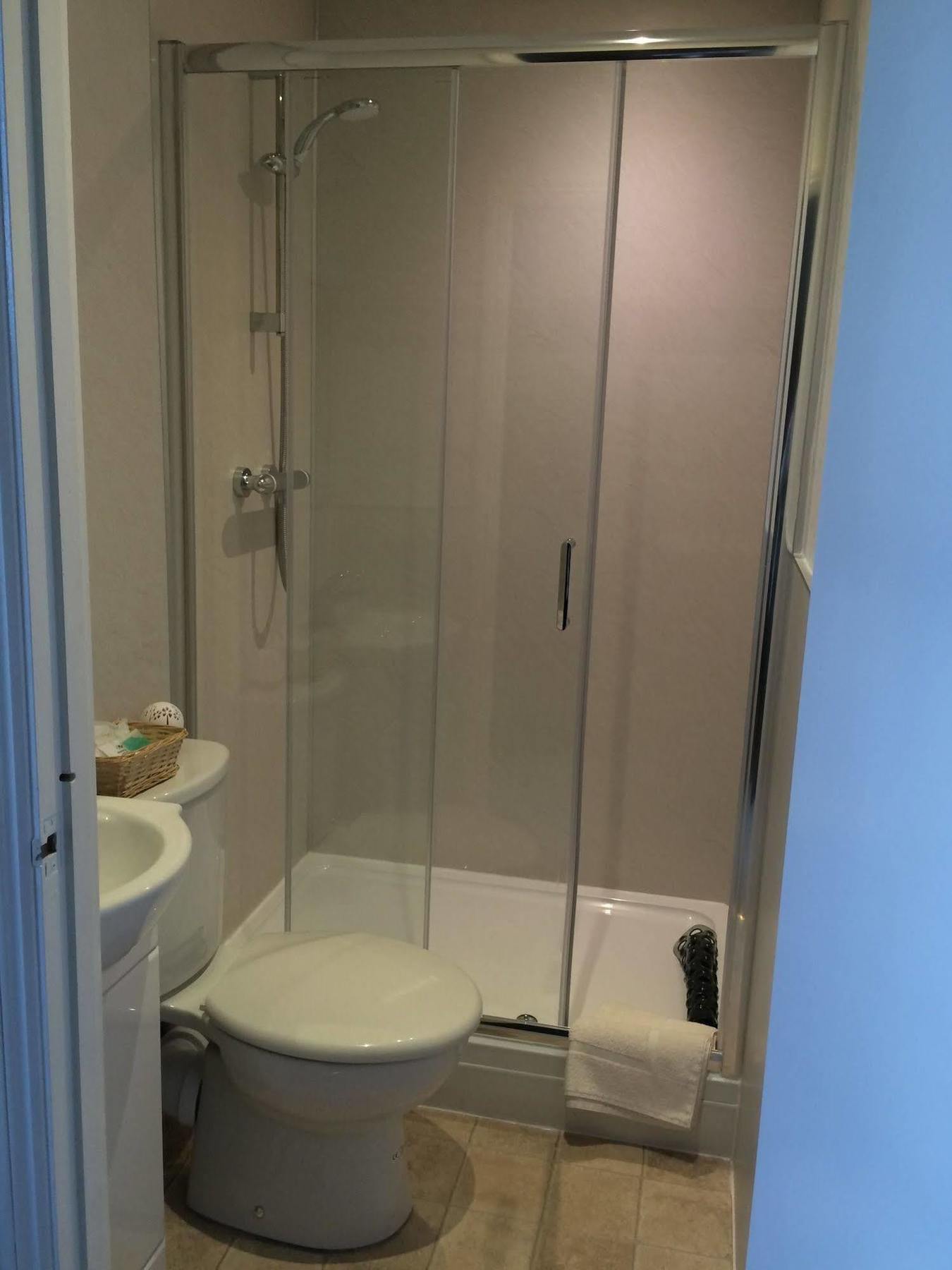 Hilbury Court Hotel Trowbridge Bagian luar foto
