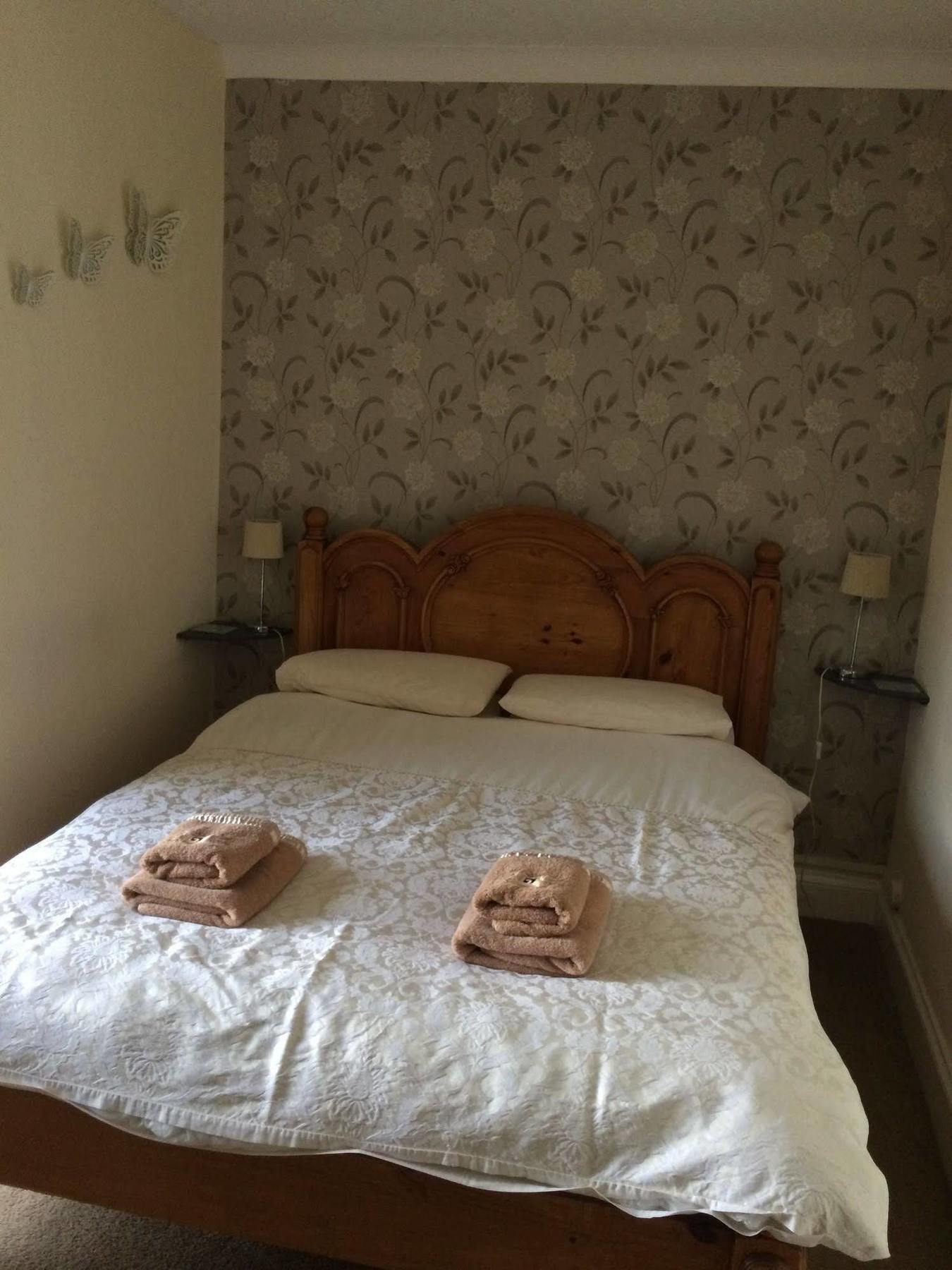 Hilbury Court Hotel Trowbridge Bagian luar foto